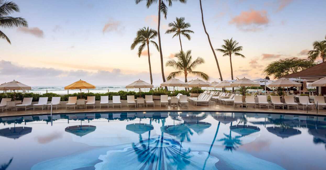 HKU_Pool_Sunrise-web-1245x650-c-x50y50 (1)