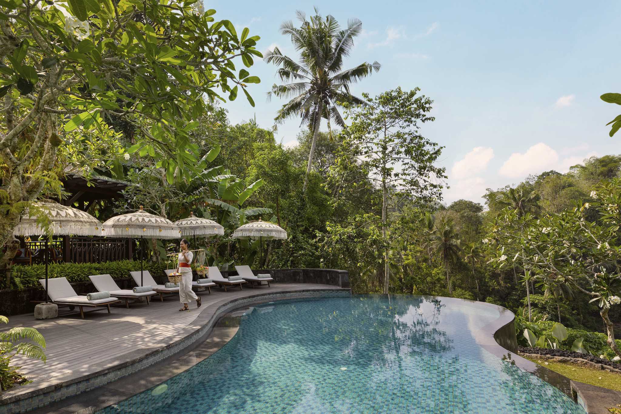 만다파 메인풀.jpg