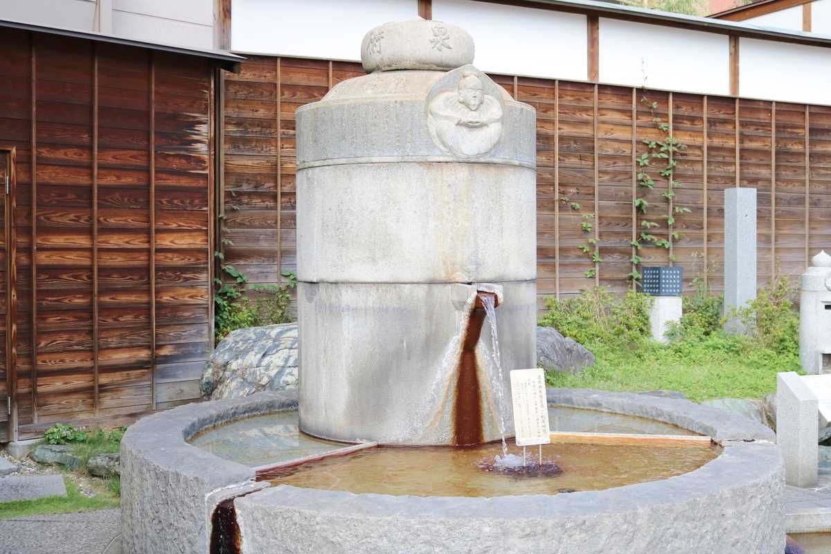 Karakuri_Watch (8).jpg