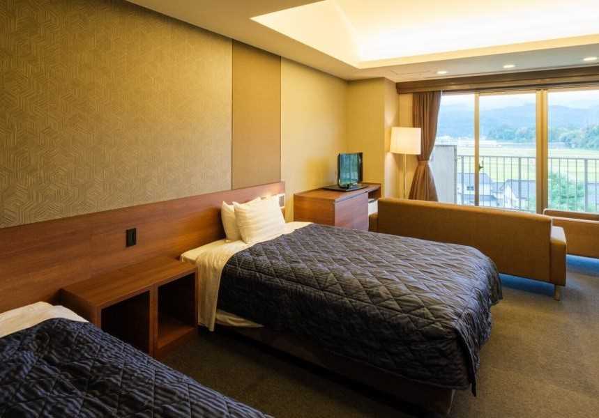 츠루기 코이츠키 객실 1.jpg