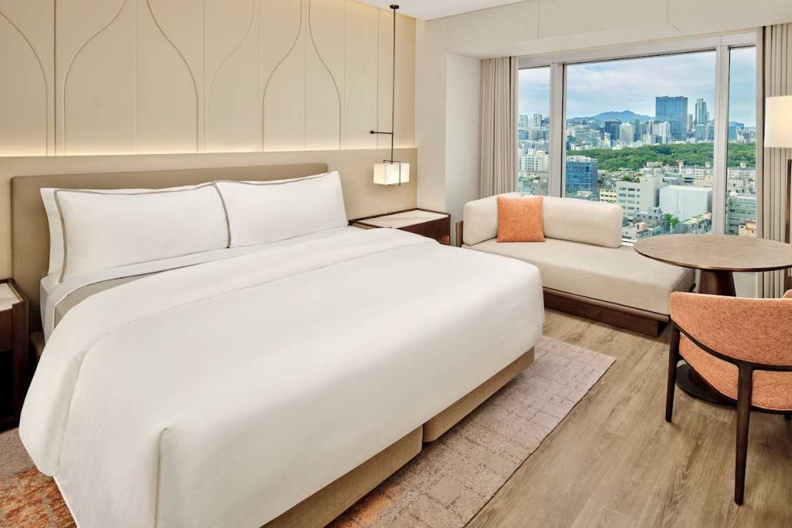 게스트룸 킹메인.jpg